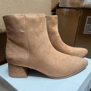 A New Day- Delilah Boot womens booties Size 8.5 BRAND NEW
